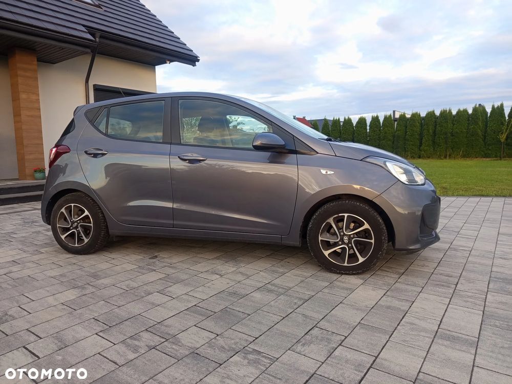 Hyundai i10 1.0 - 20