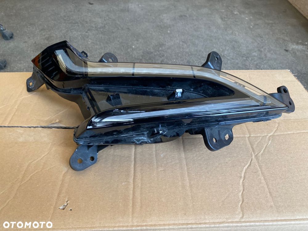 RENAULT MEGANE V 5 E-TECH LAMPA DRL PRAWA PRAWY PRZÓD ŚWIATŁO DO JAZDY DZIENNEJ  LEDOWY led w zderzak przedni 266009083R Wwa - 7
