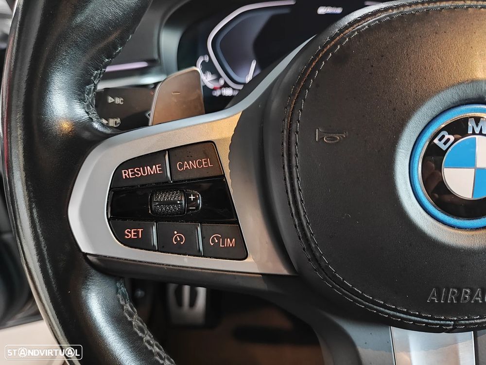 BMW 530 e Pack M - 29