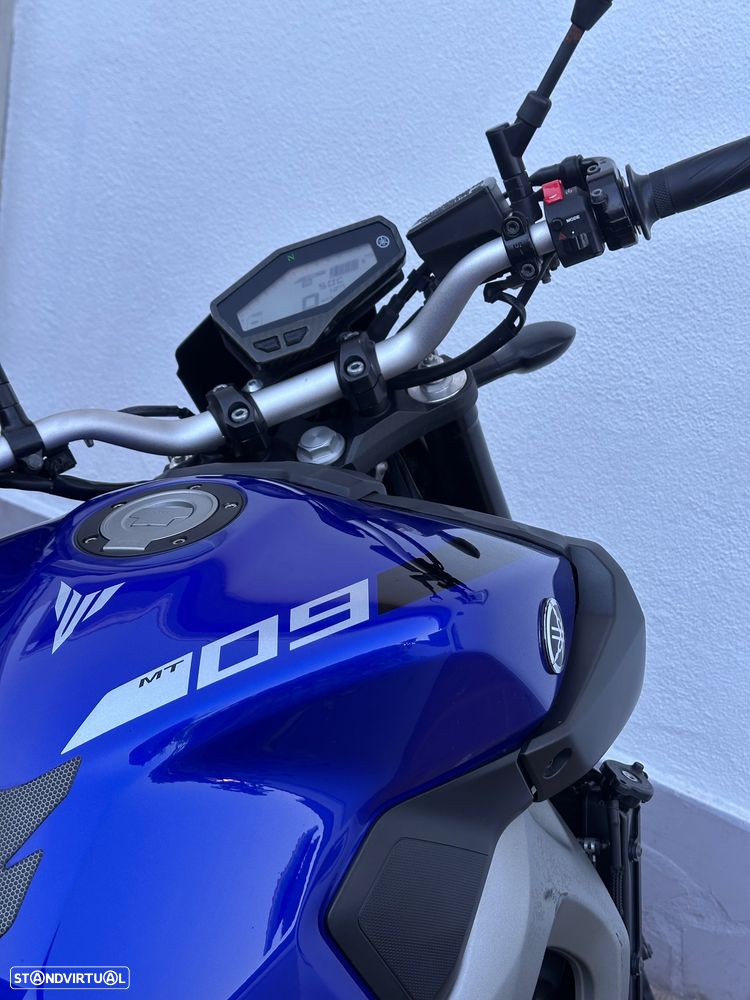 Yamaha MT-09 - 8