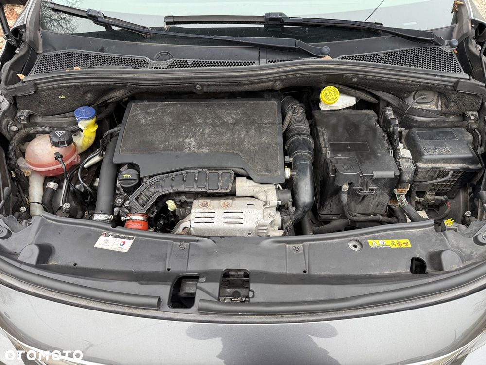 Peugeot 2008 PureTech 110 Stop&Start EAT6 Allure - 33