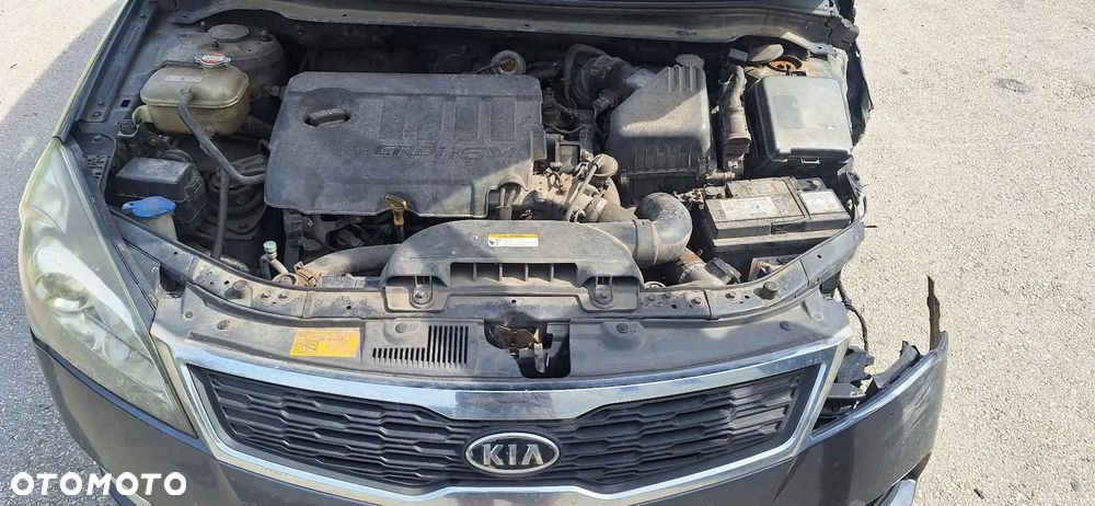 KIA CEED I 1,6 CRDI 116KM chłodnica wody - 9