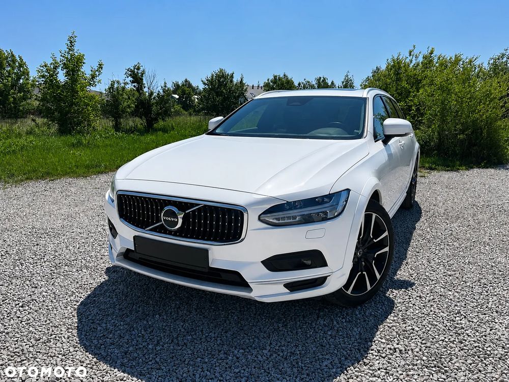Volvo V90 Cross Country B5 D AWD Ultimate - 1
