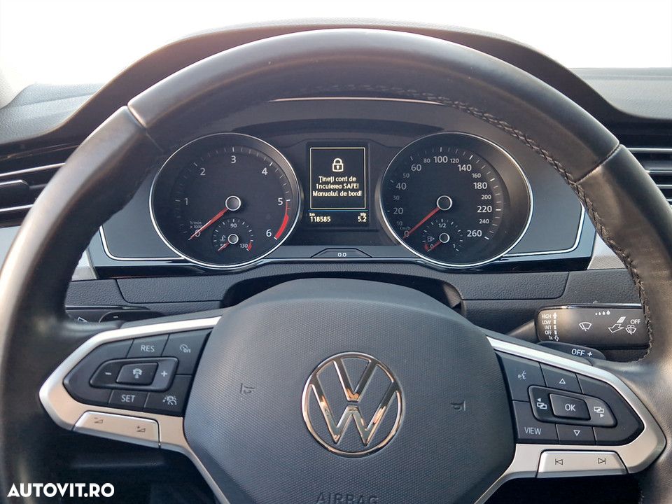 Volkswagen Passat 2.0 TDI SCR DSG Business - 17