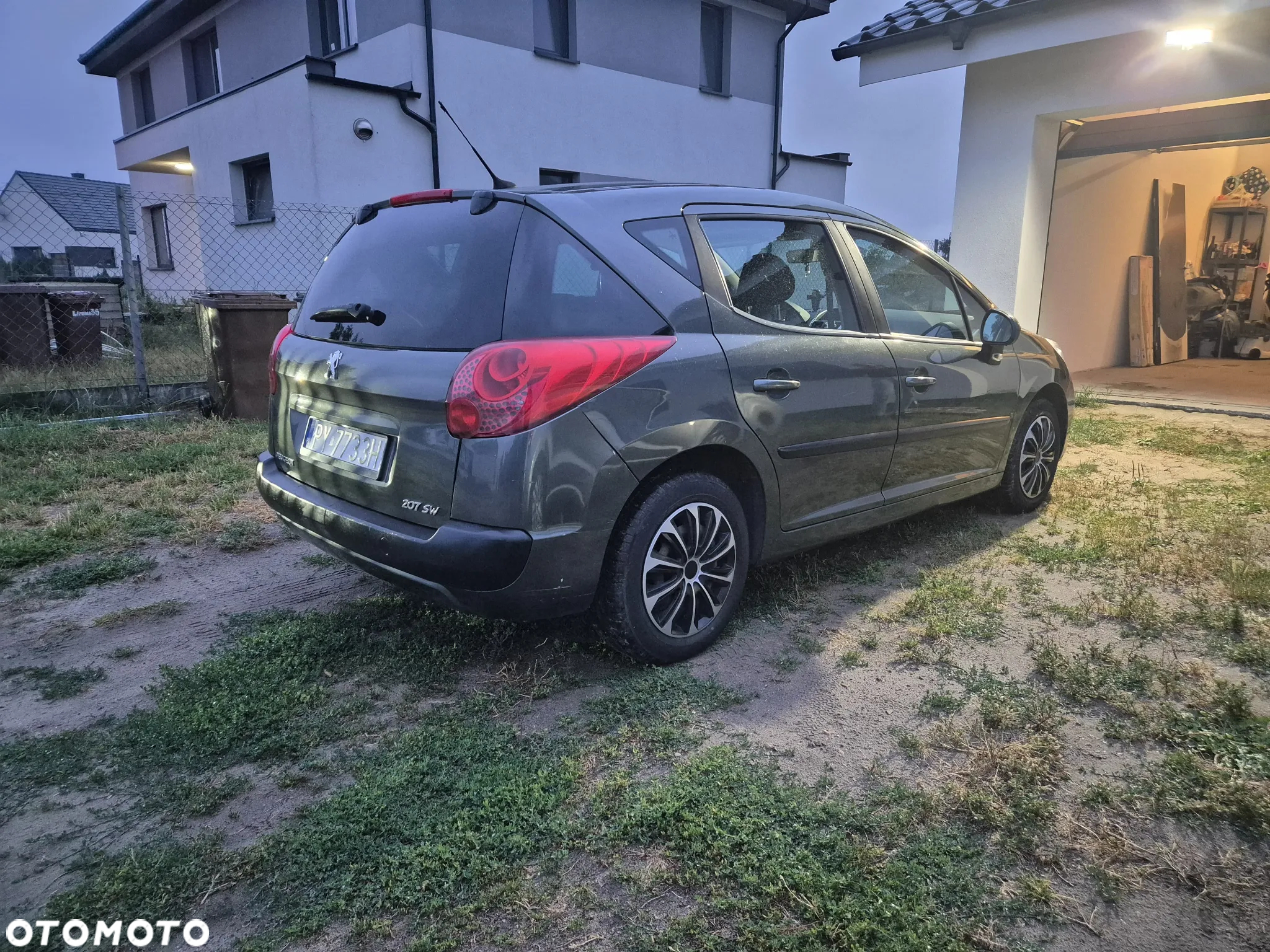 Peugeot 207 - 3