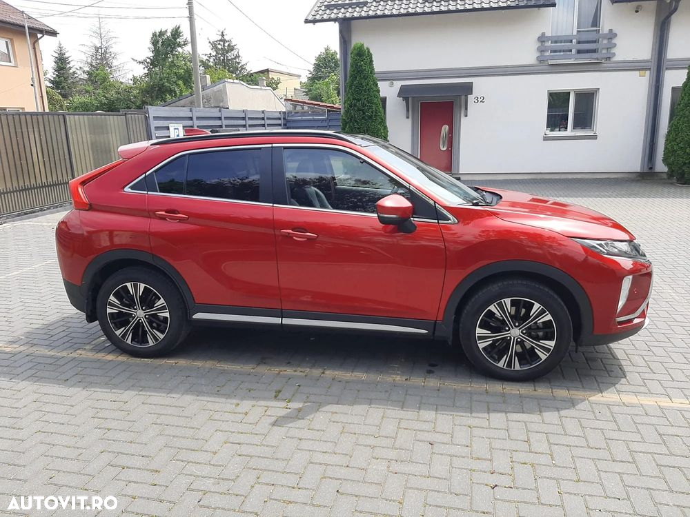 Mitsubishi Eclipse-Cross 1.5-litre 16-valve DOHC MIVEC 4X4 Instyle+ Aut. - 3