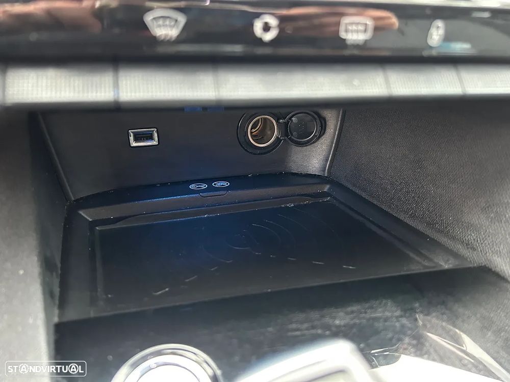 Peugeot 3008 BlueHDi 130 Stop & Start EAT8 Allure Pack - 28