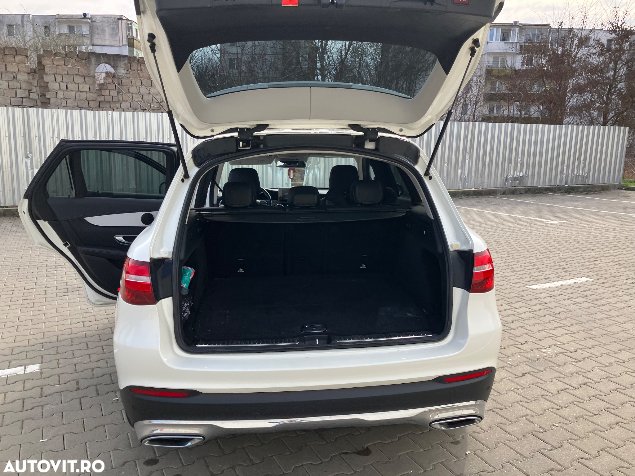 Mercedes-Benz GLC 220 d 4MATIC - 6