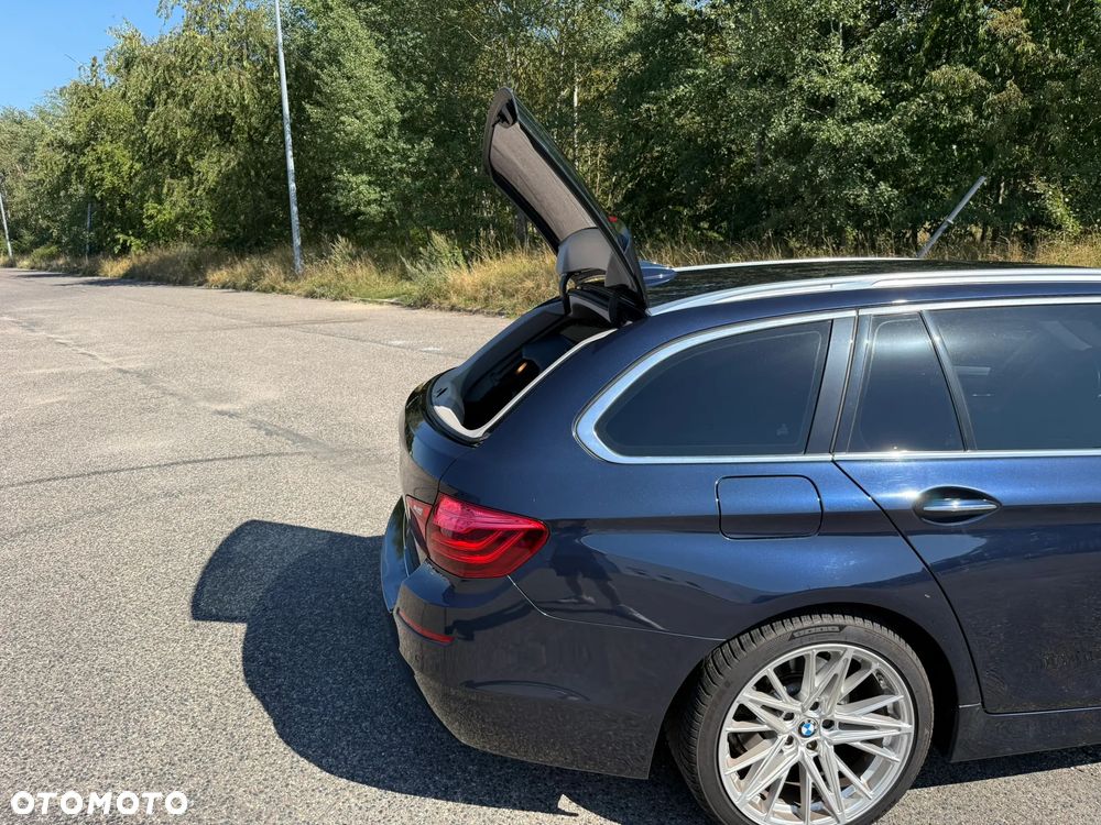 BMW Seria 5 525d Luxury Line - 39