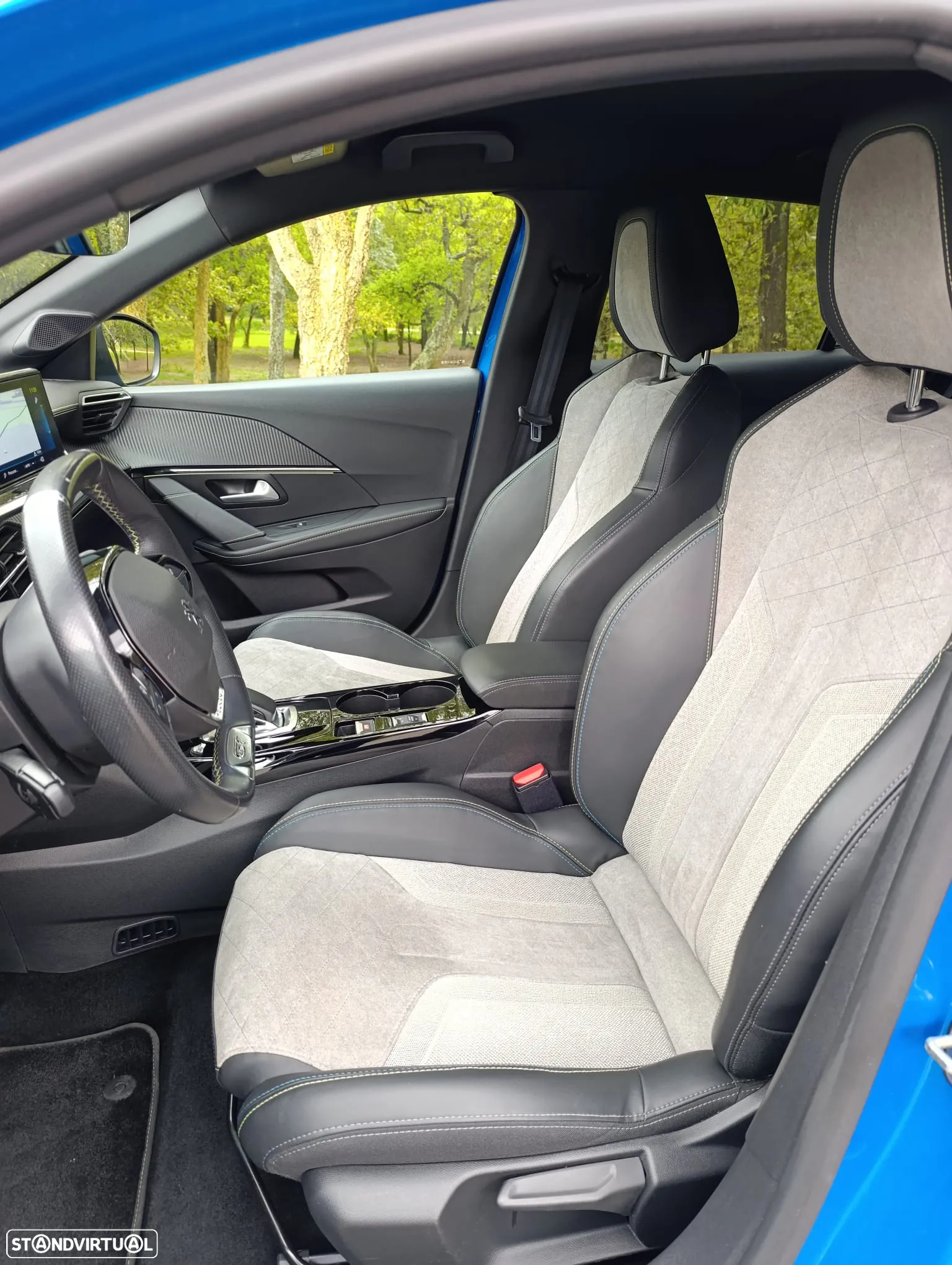 Peugeot e-208 50 kWh GT - 18