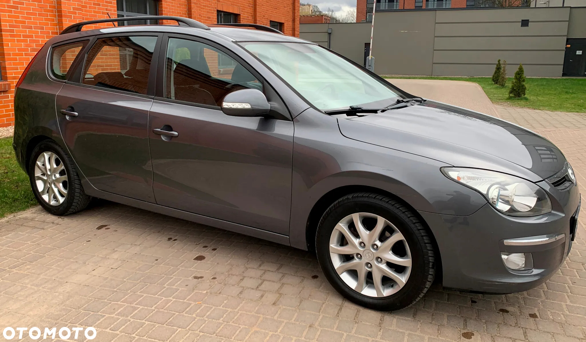 Hyundai i30 1.6 CRDi Premium - 37