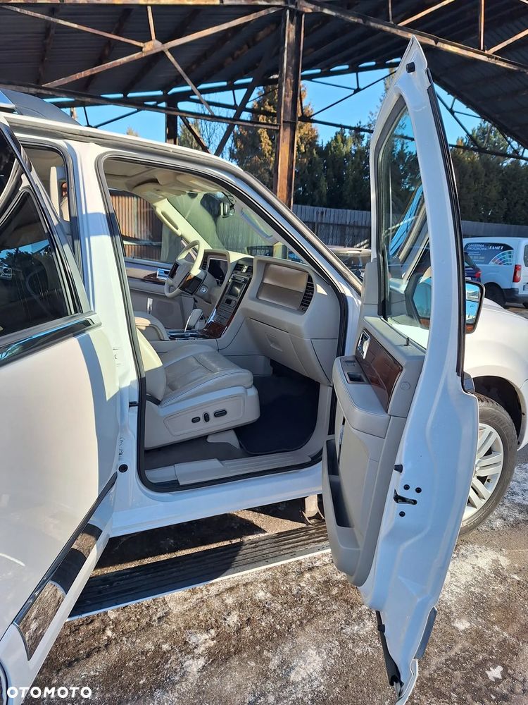 Lincoln Navigator 5.4 4x4 - 16