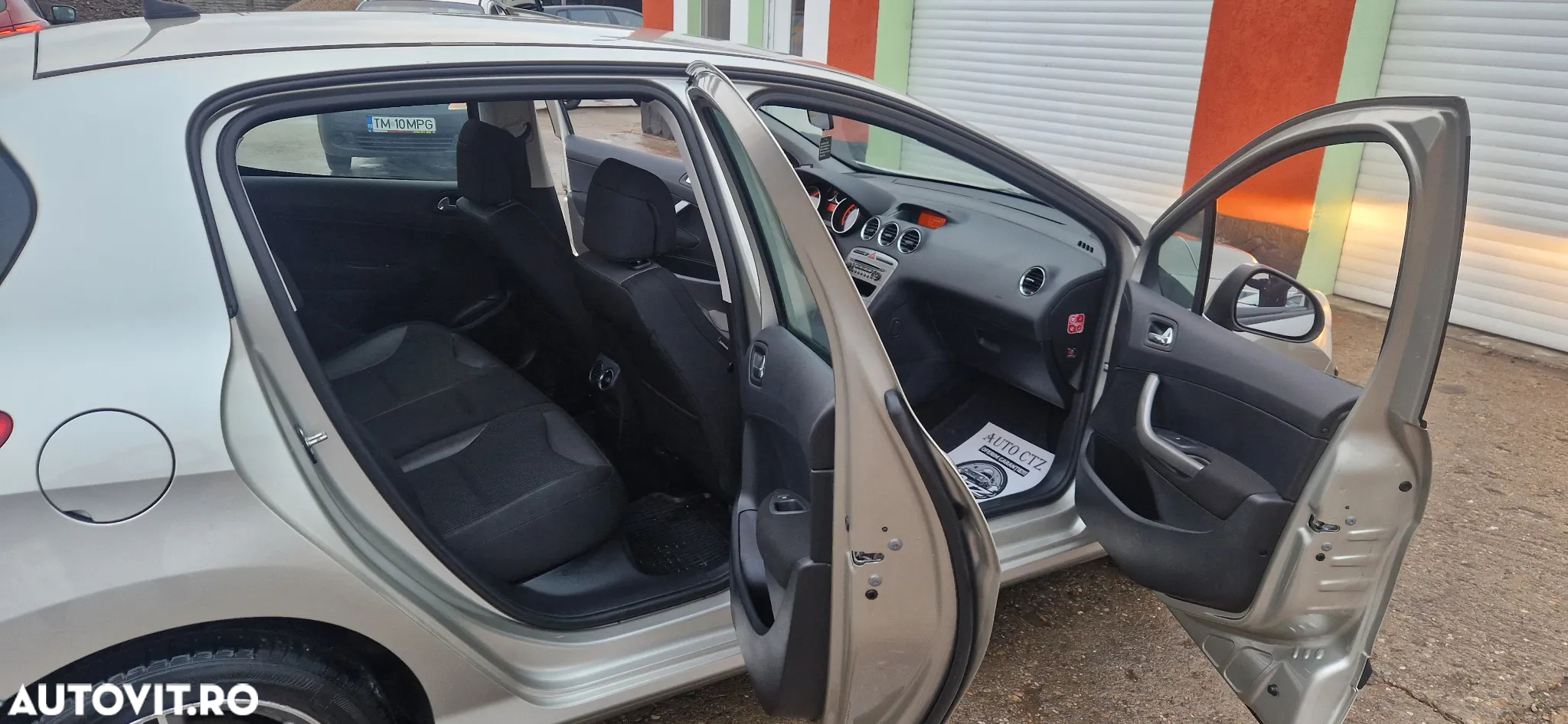 Peugeot 308 - 23