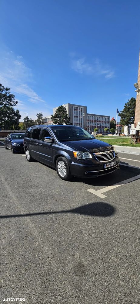Lancia Voyager - 1