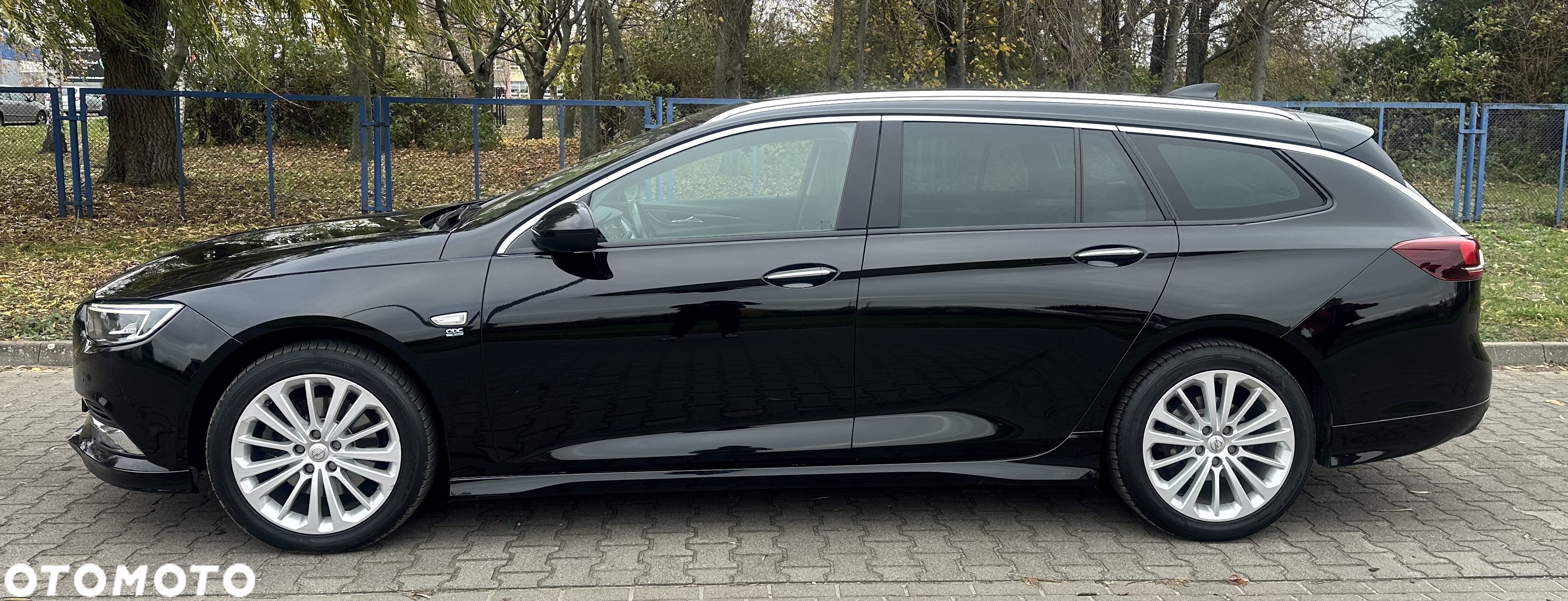 Opel Insignia Sports Tourer 1.6 Diesel Innovation - 2