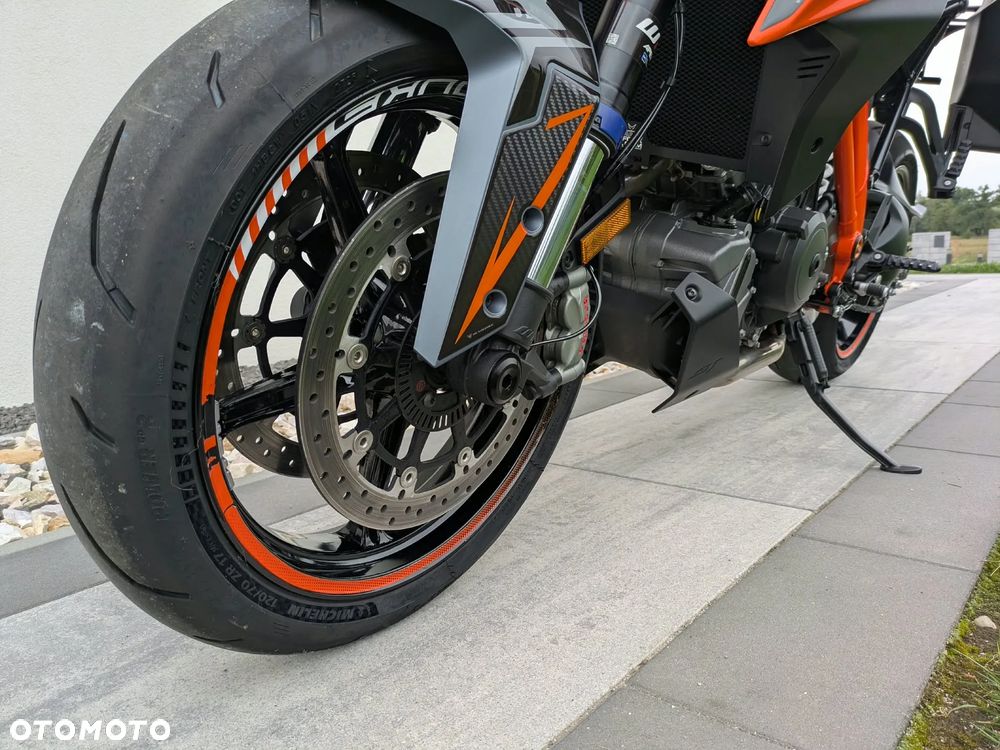 KTM Super Duke - 38