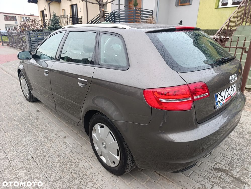 Audi A3 Sportback - 4