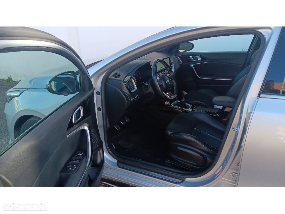 Kia ProCeed 1.0 T-GDI GT Line+SRF - 4