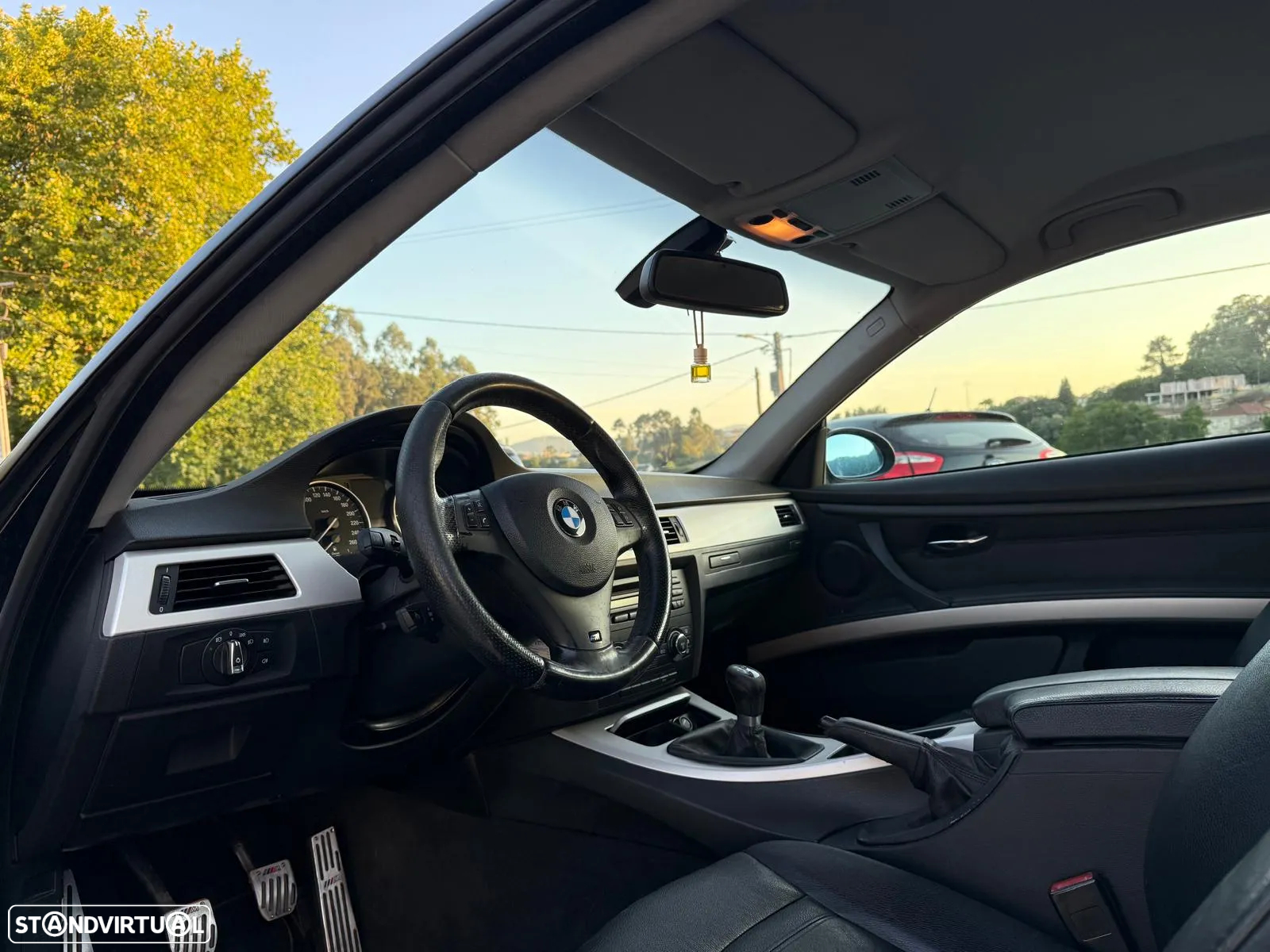 BMW 320 d Coupe - 12