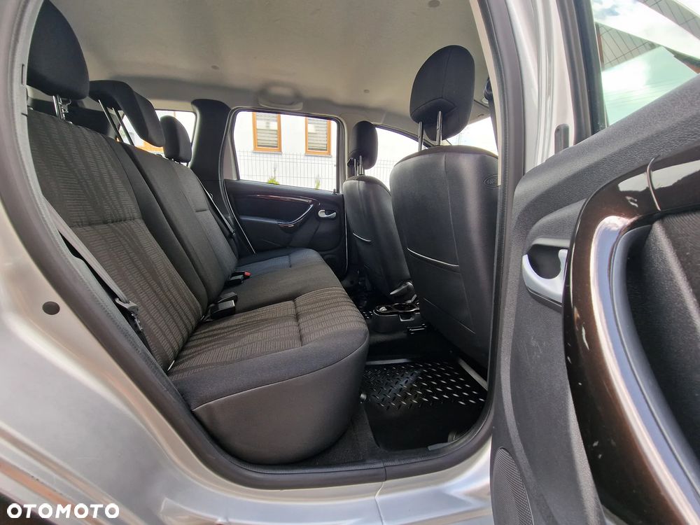 Dacia Duster 1.6 Laureate - 23