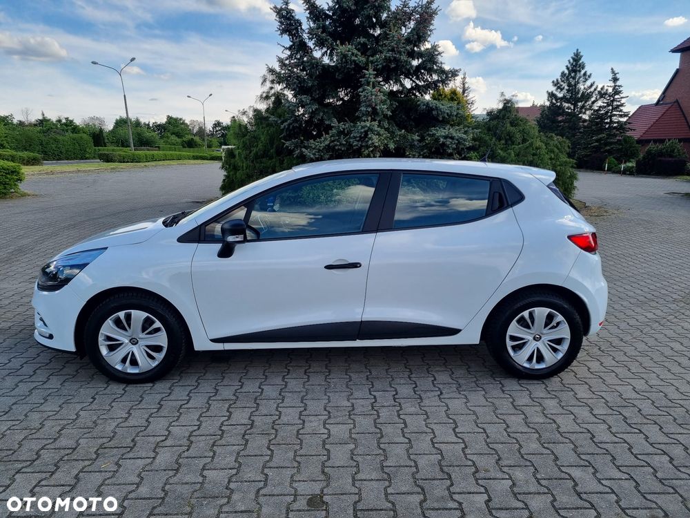 Renault Clio 1.2 16V 75 Life - 7