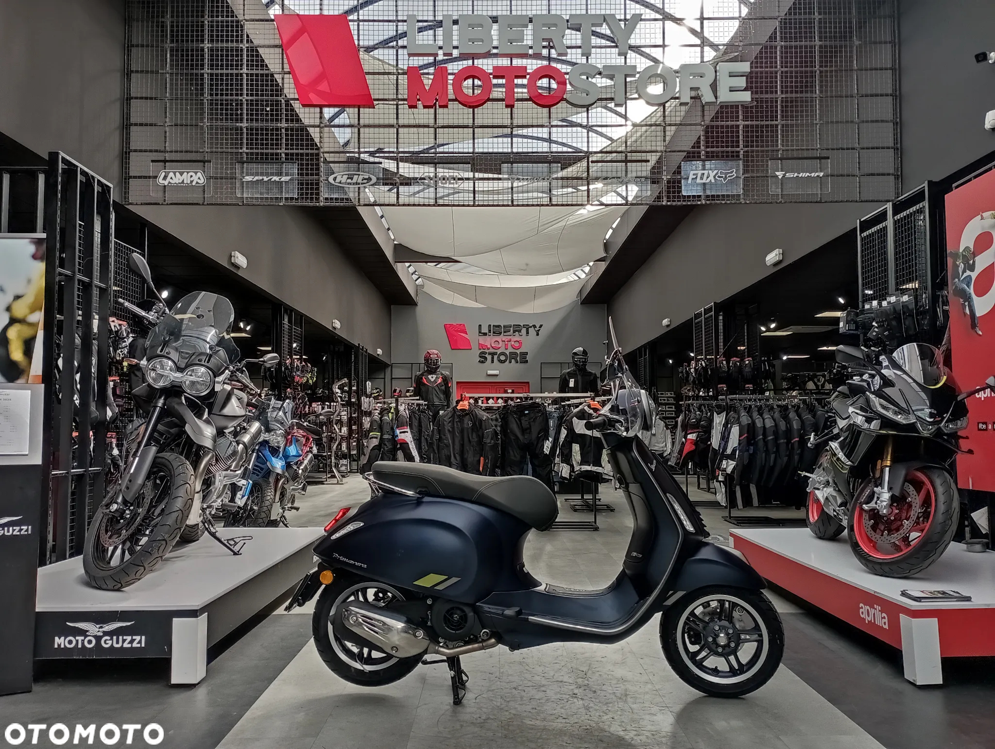 Vespa Primavera - 8