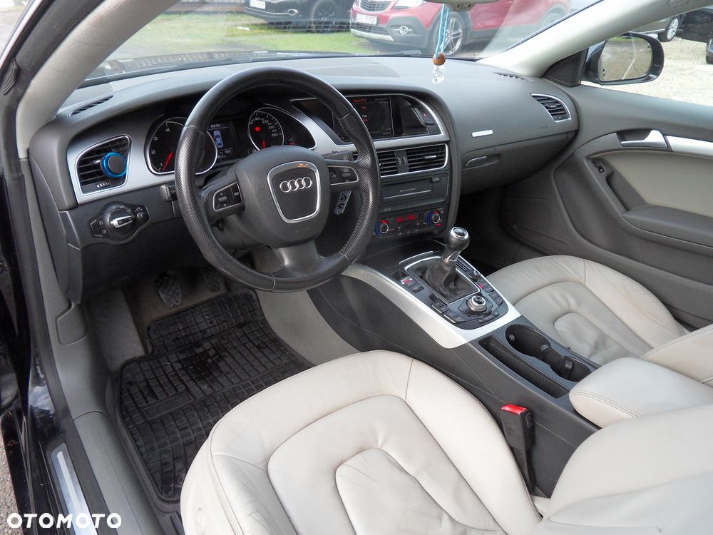 Audi A5 Coupé 2.0 TDI DPF quattro - 12