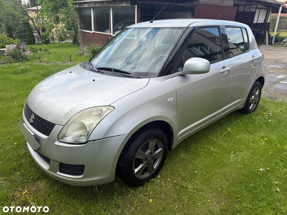 Suzuki Swift 1.3 Club - 2