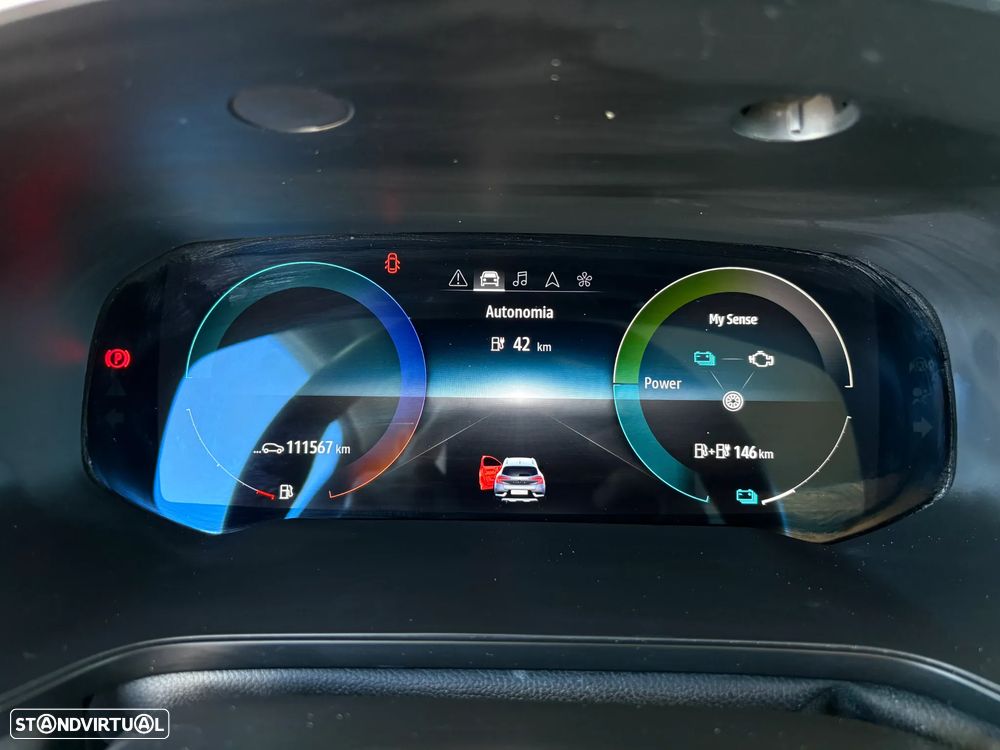 Renault Captur E-TECH 160 E-Tech engineered - 11