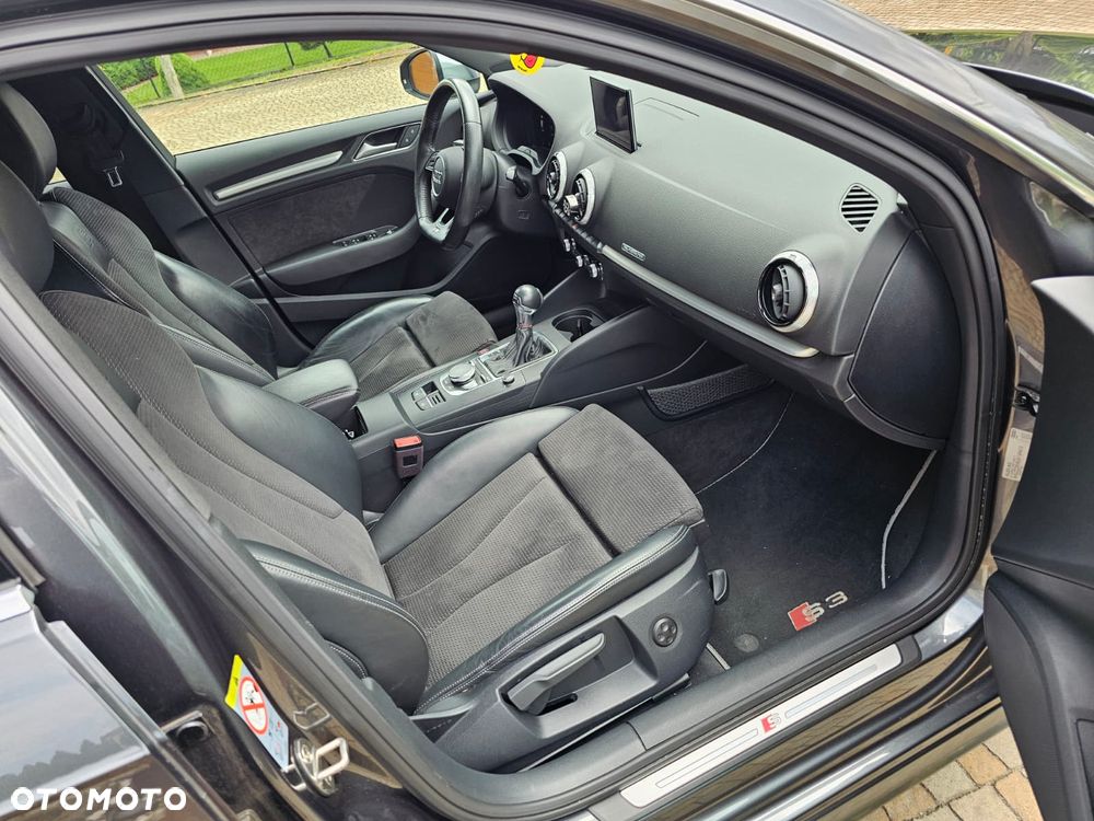 Audi S3 Sportback TFSI  quattro S tronic - 29