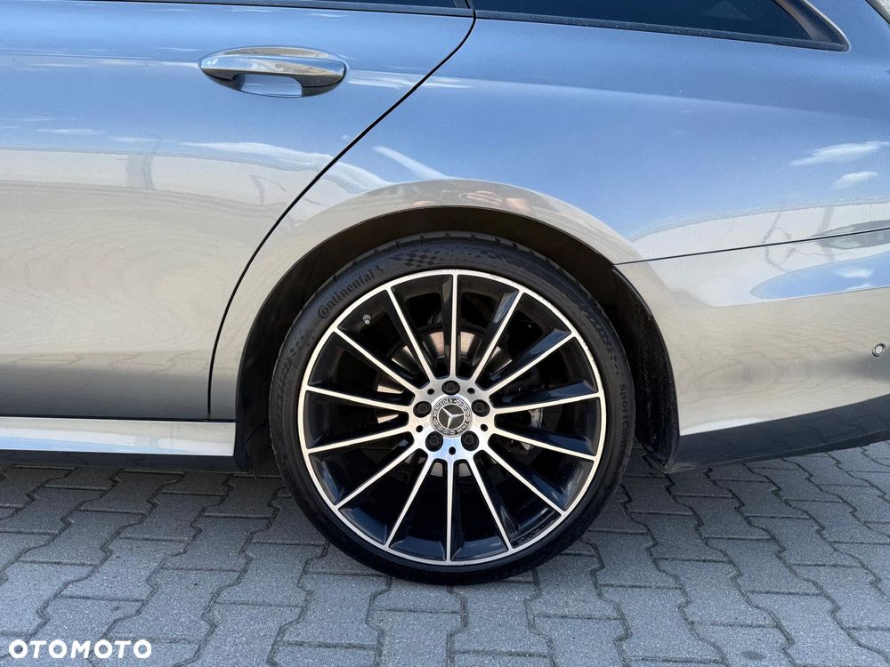 Mercedes-Benz Klasa E - 7