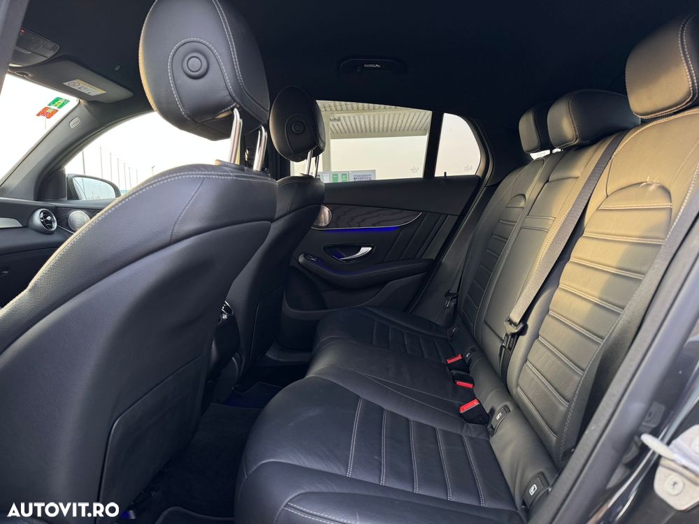Mercedes-Benz GLC Coupe 350 e 4Matic 7G-TRONIC AMG Line - 3