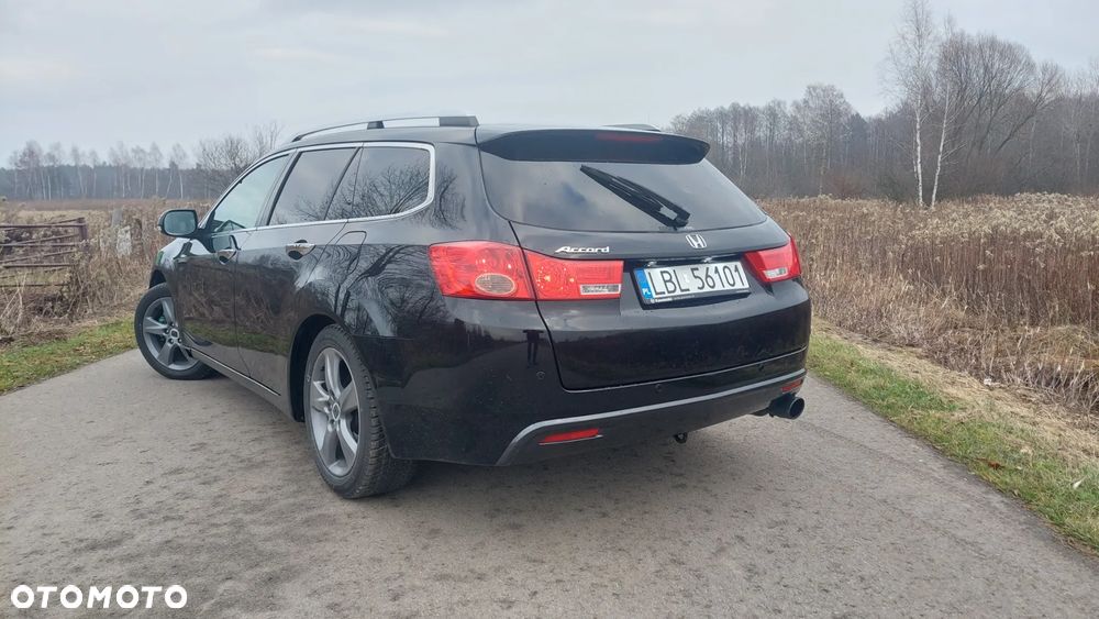 Honda Accord 2.0 Executive - 1