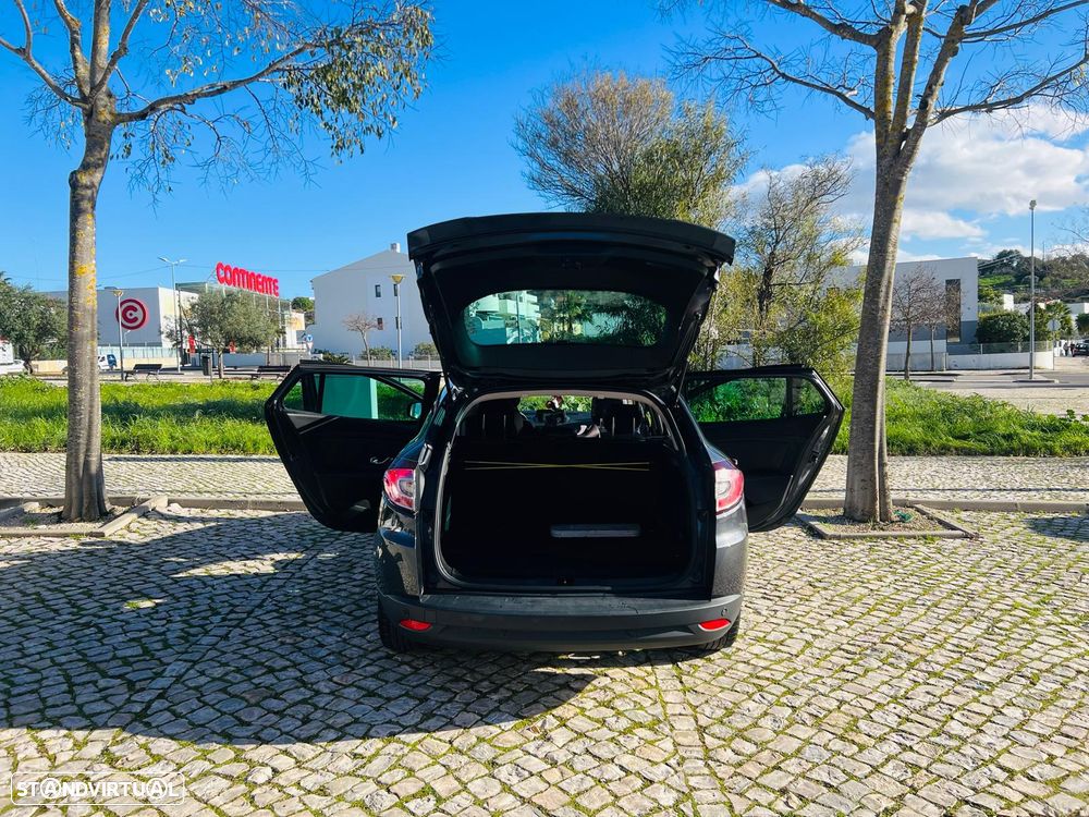 Renault Mégane Sport Tourer - 5
