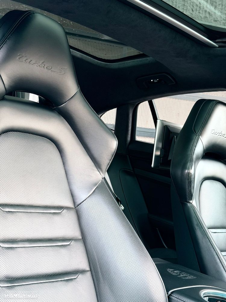 Porsche Panamera Turbo S E-Hybrid - 18
