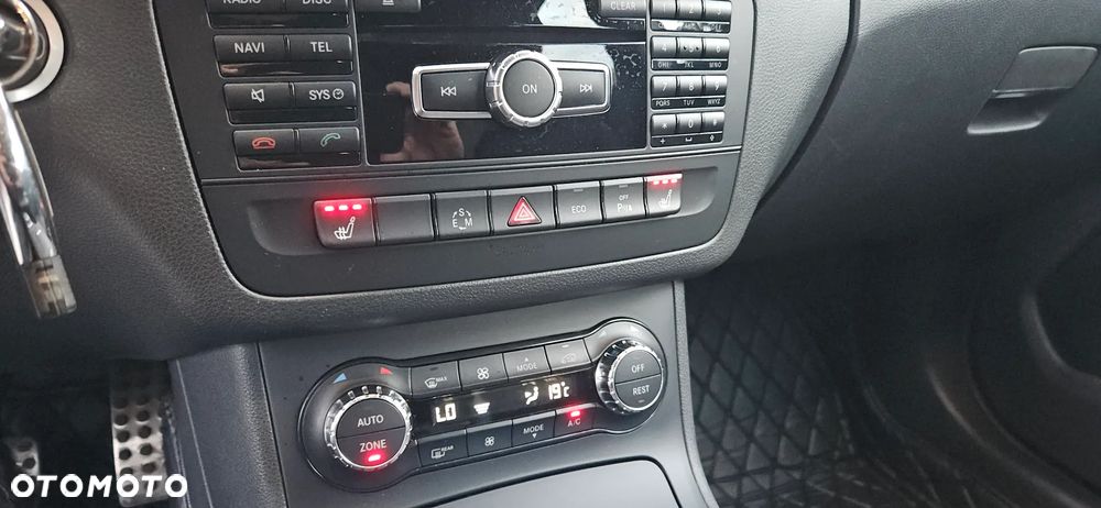 Mercedes-Benz Klasa B 200 (BlueEFFICIENCY) 7G-DCT - 31