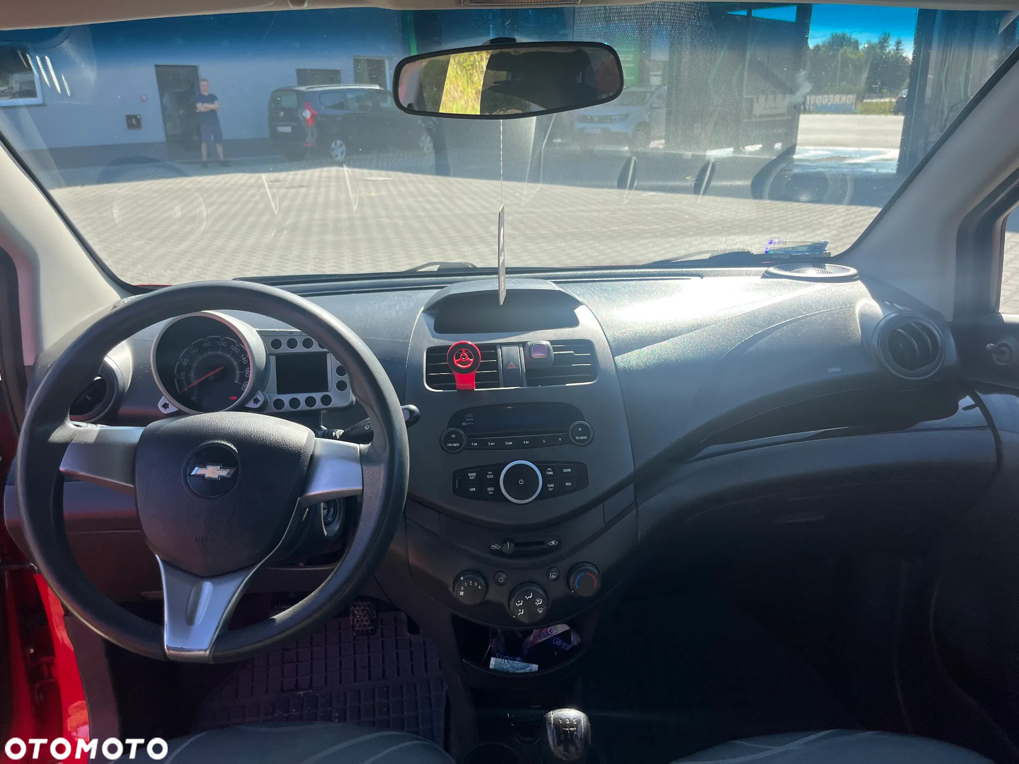 Chevrolet Spark 1.0 Base - 9