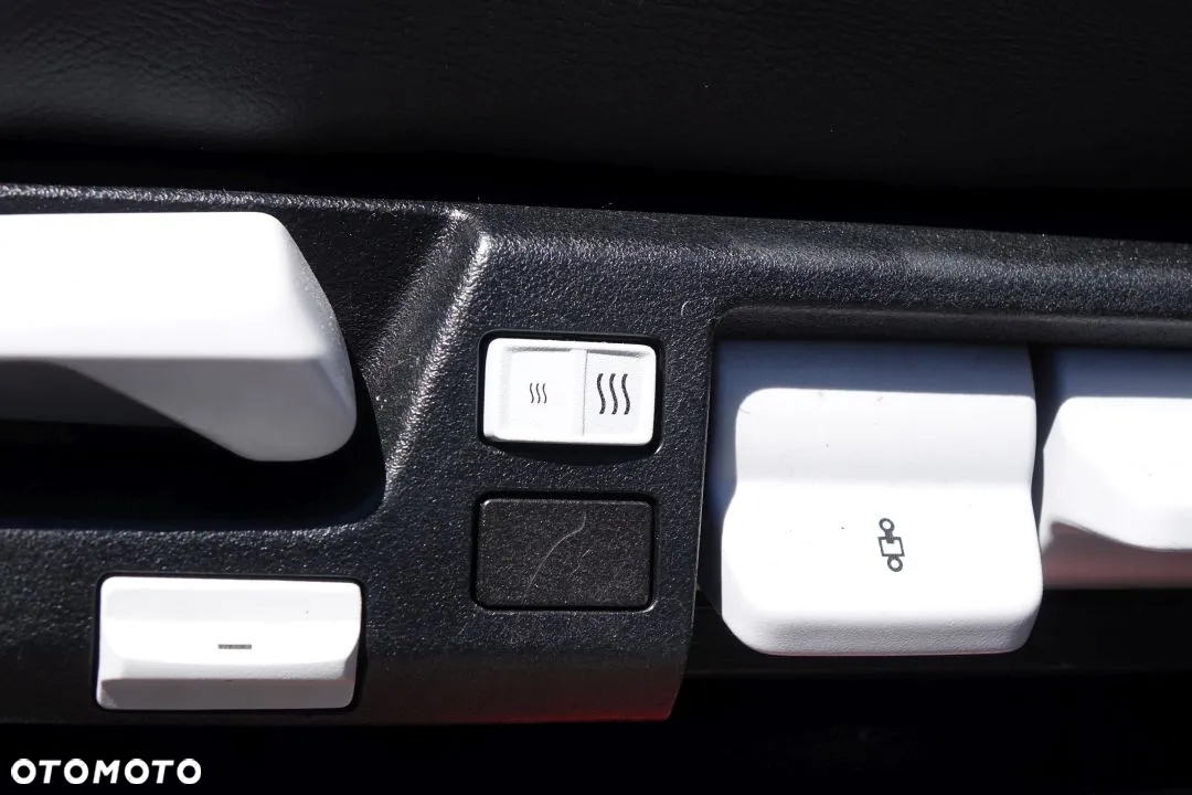 Renault GAMA T520 COMFORT / HIGH EDITION / STANDARD / AUTOMAT / RETARDER / EURO 6 / 2 ZBIORNIKI / LODÓWKA / NAVI - 37