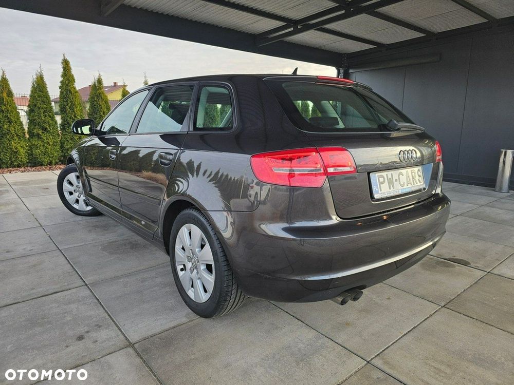 Audi A3 Sportback - 4