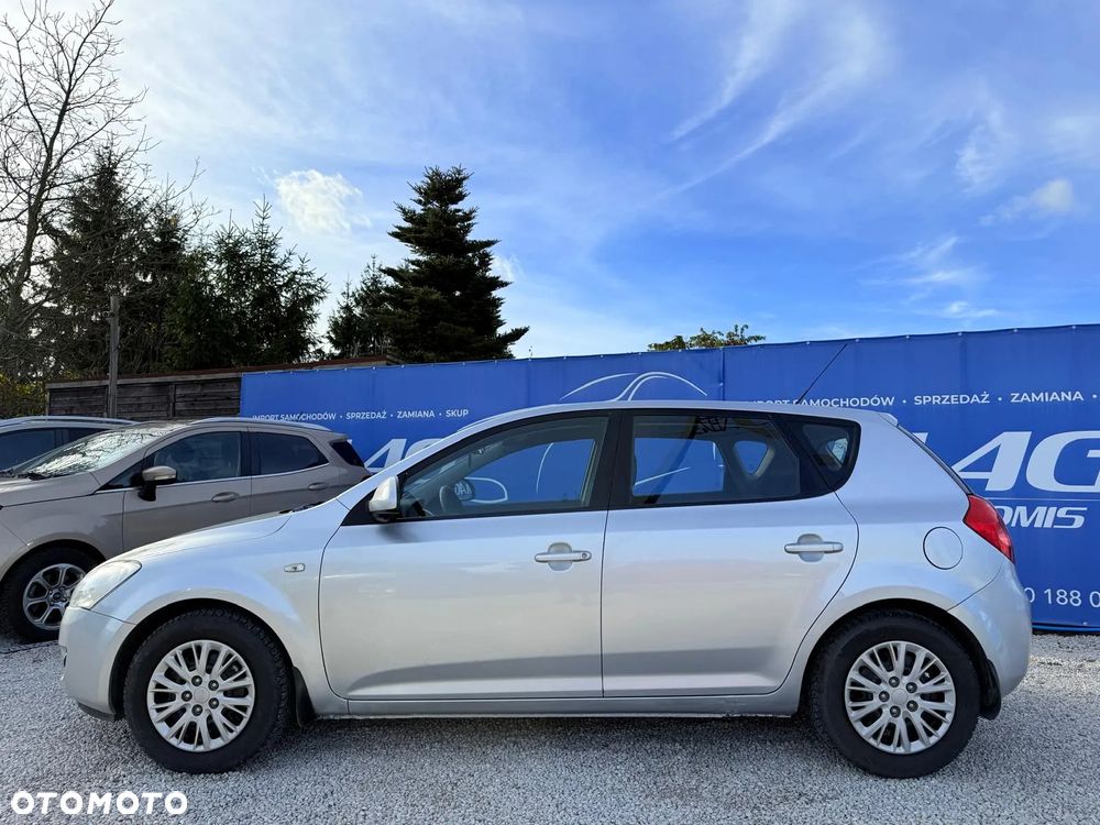 Kia Ceed 1.6 CRDi 115 Edition 7 - 9