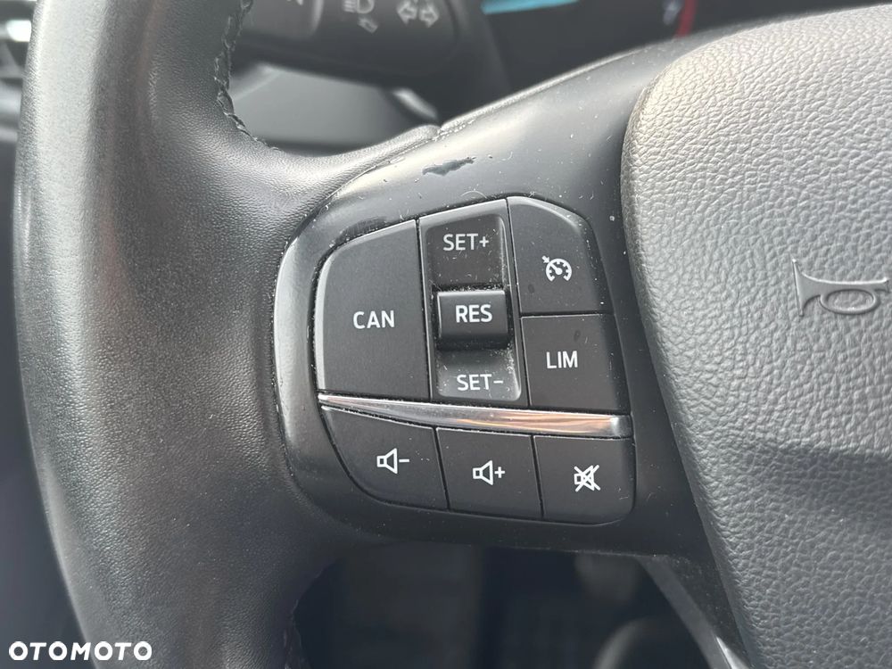 Ford Focus 1.0 EcoBoost Trend - 17