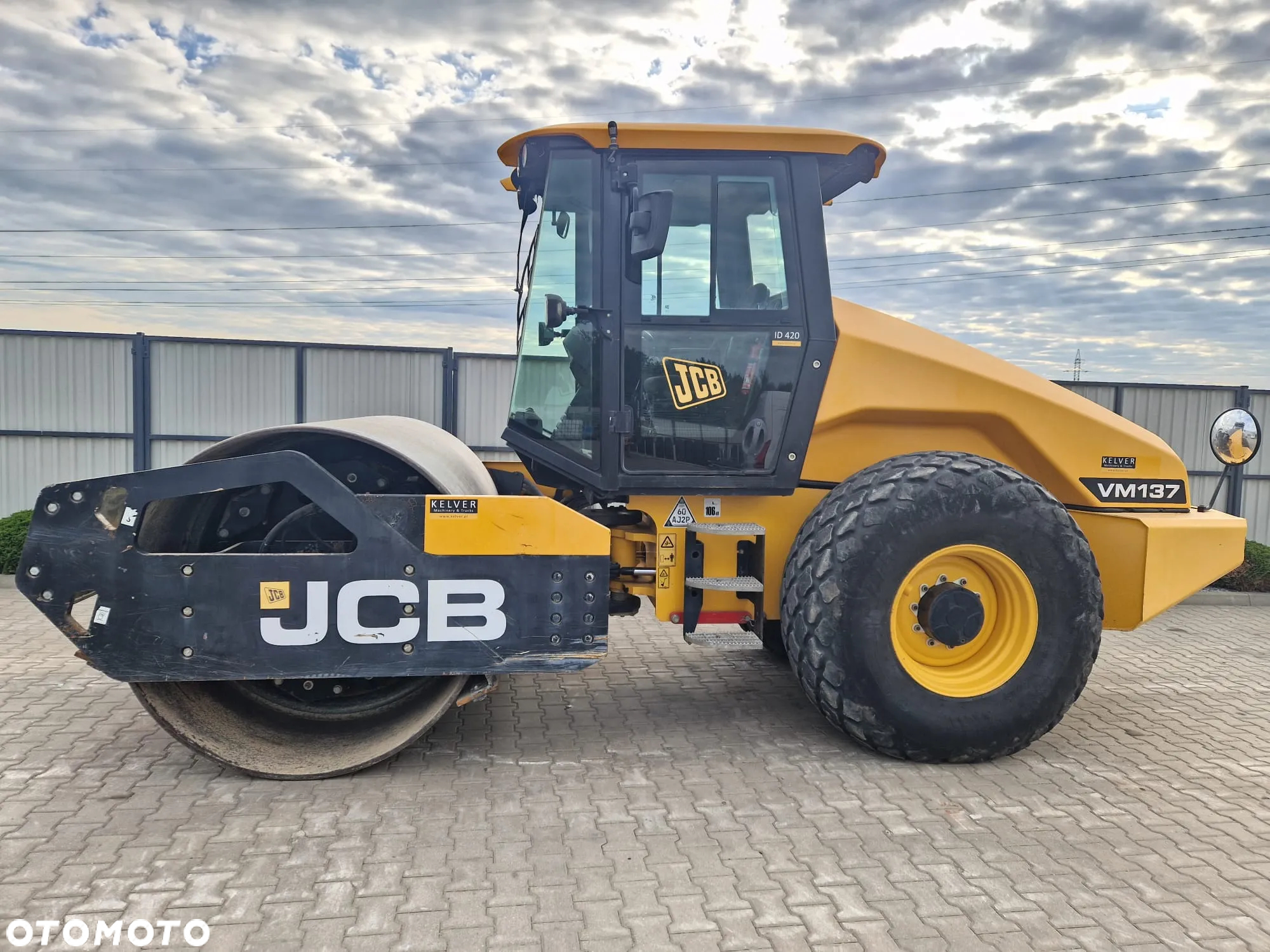 JCB Vibromax VM 137 D * 2015r. * walec do gruntu * - 31