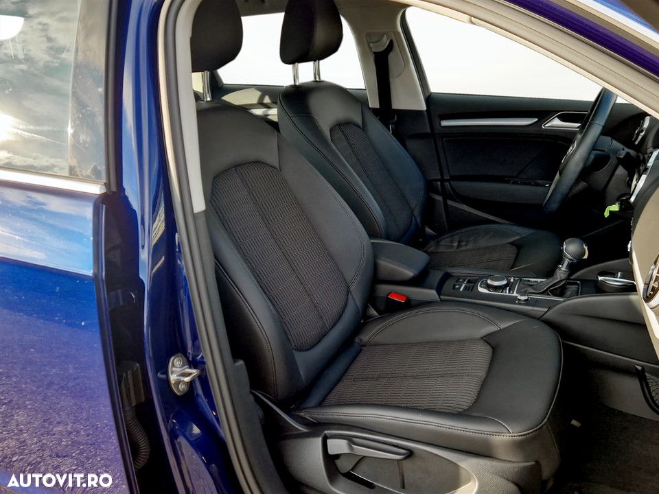 Audi A3 Sportback 1.2 TFSI Stronic Ambiente - 13