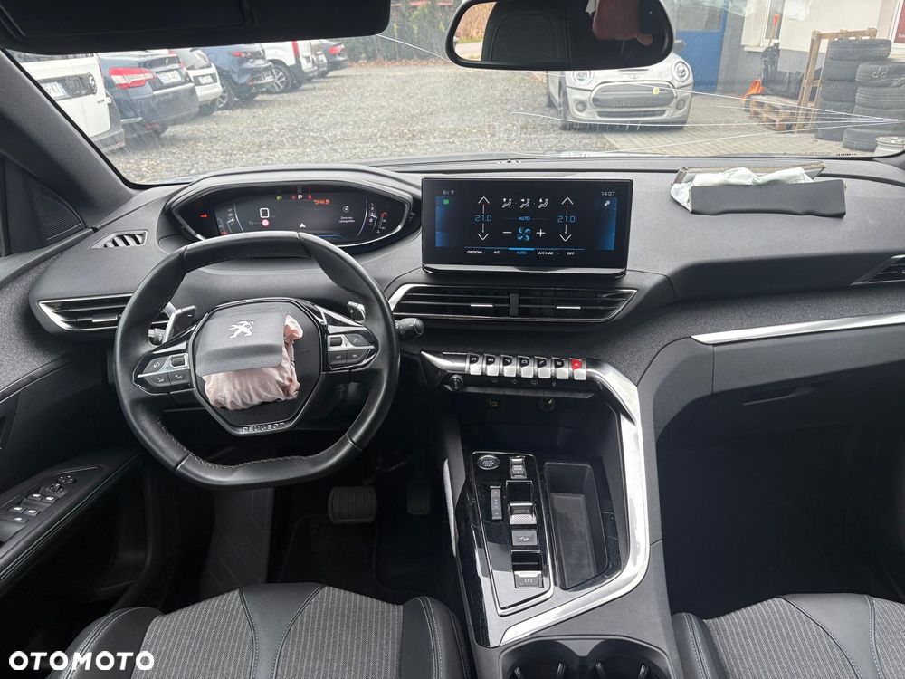 Peugeot 5008 BlueHDi 130 EAT8 Allure Pack - 22