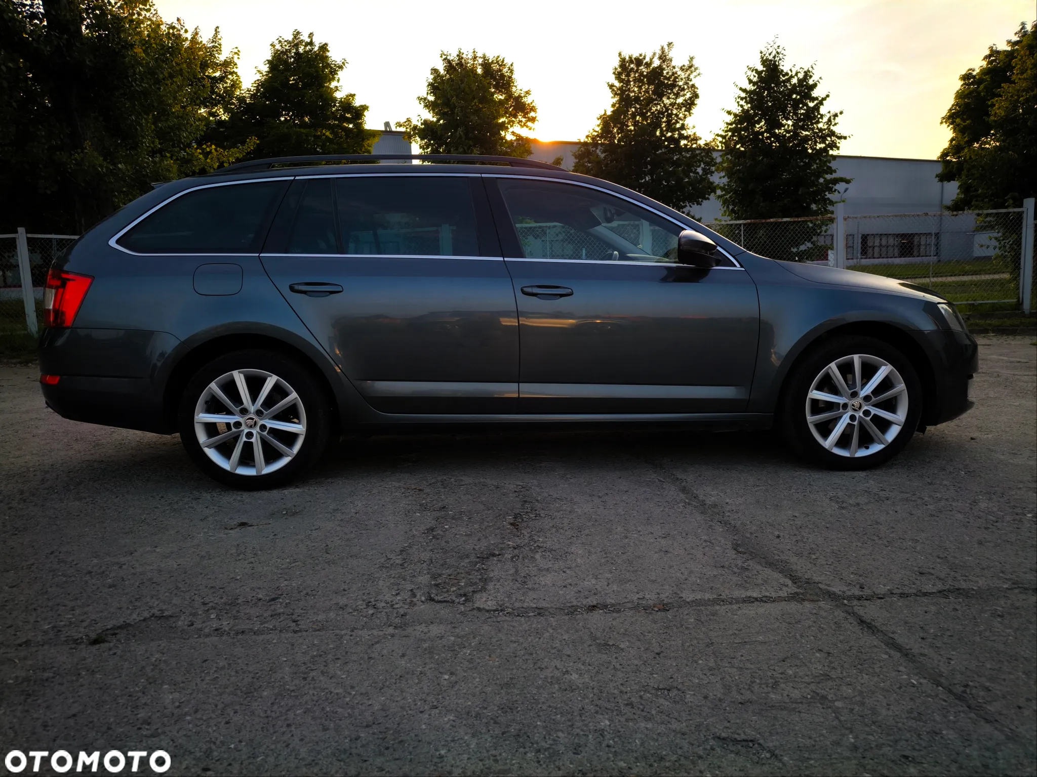 Skoda Octavia Combi 2.0 TDI Style - 7