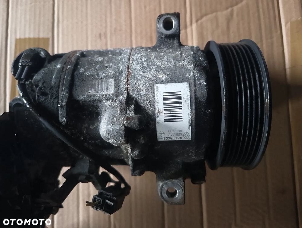 Kompresor klimatyzacji sprężarka klimatyzacji Renault Scenic III  Megane III 1.4TCE 2.0DCI 8200958328 - 1