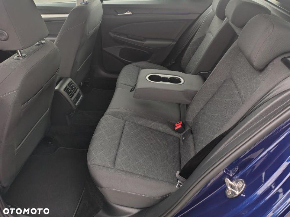 Volkswagen Golf - 12