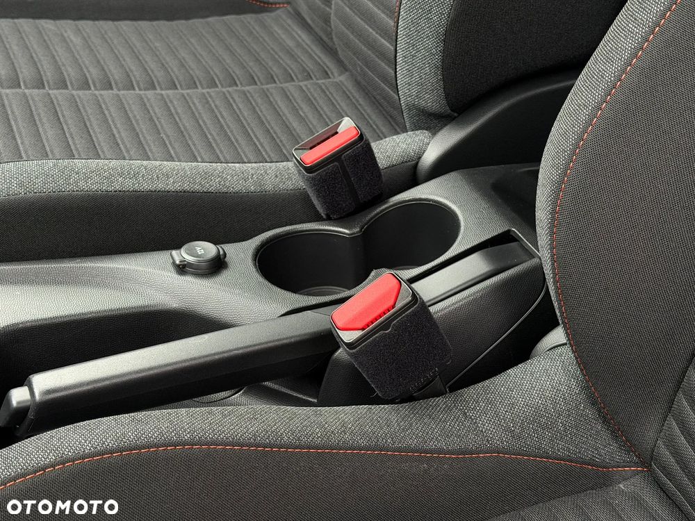 Peugeot 2008 PureTech 130 EAT8 Active - 22