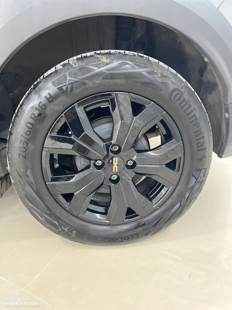 Dacia Jogger 1.6 Extreme 7L - 16