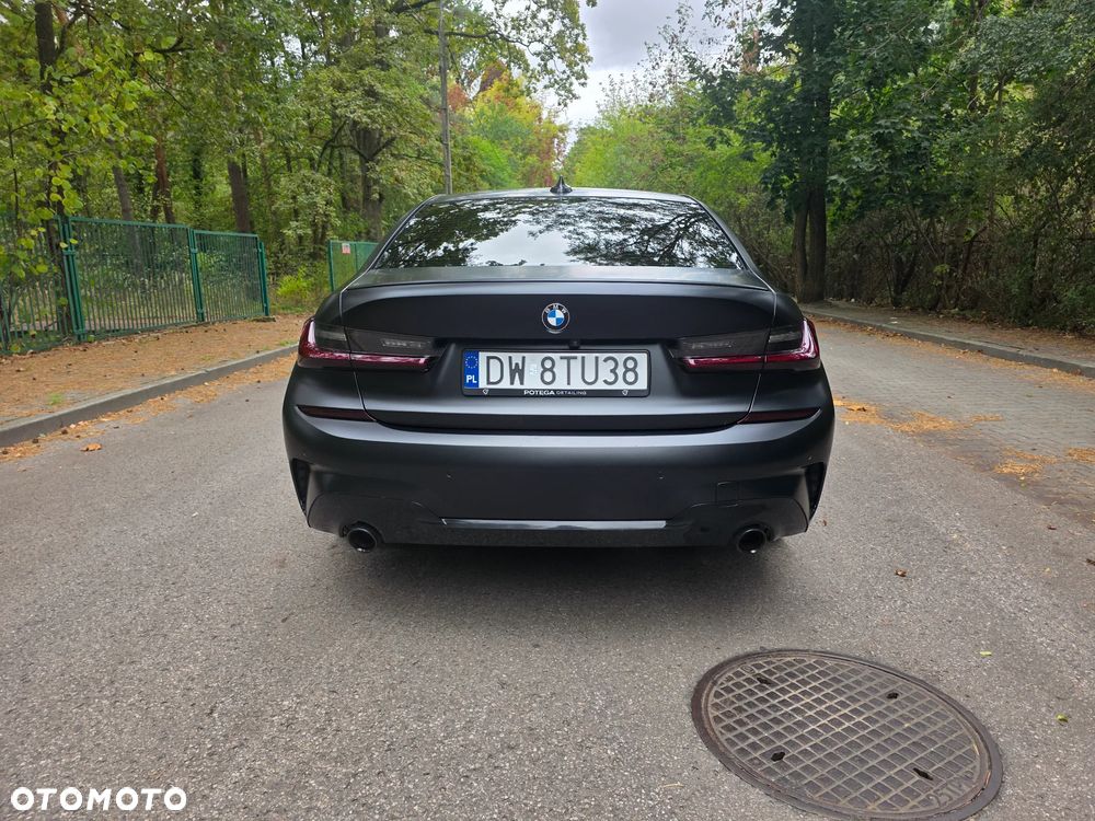 BMW Seria 3 320i xDrive M Sport sport - 5